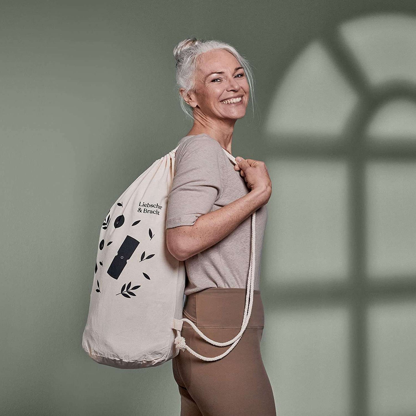 Liebscher & Bracht Original Faszien-Set: 2 Faszienrollen & 2 Faszienbälle - Deutsches Faszienrollenset mit Übungs-App für effektive Massage und Entspannung